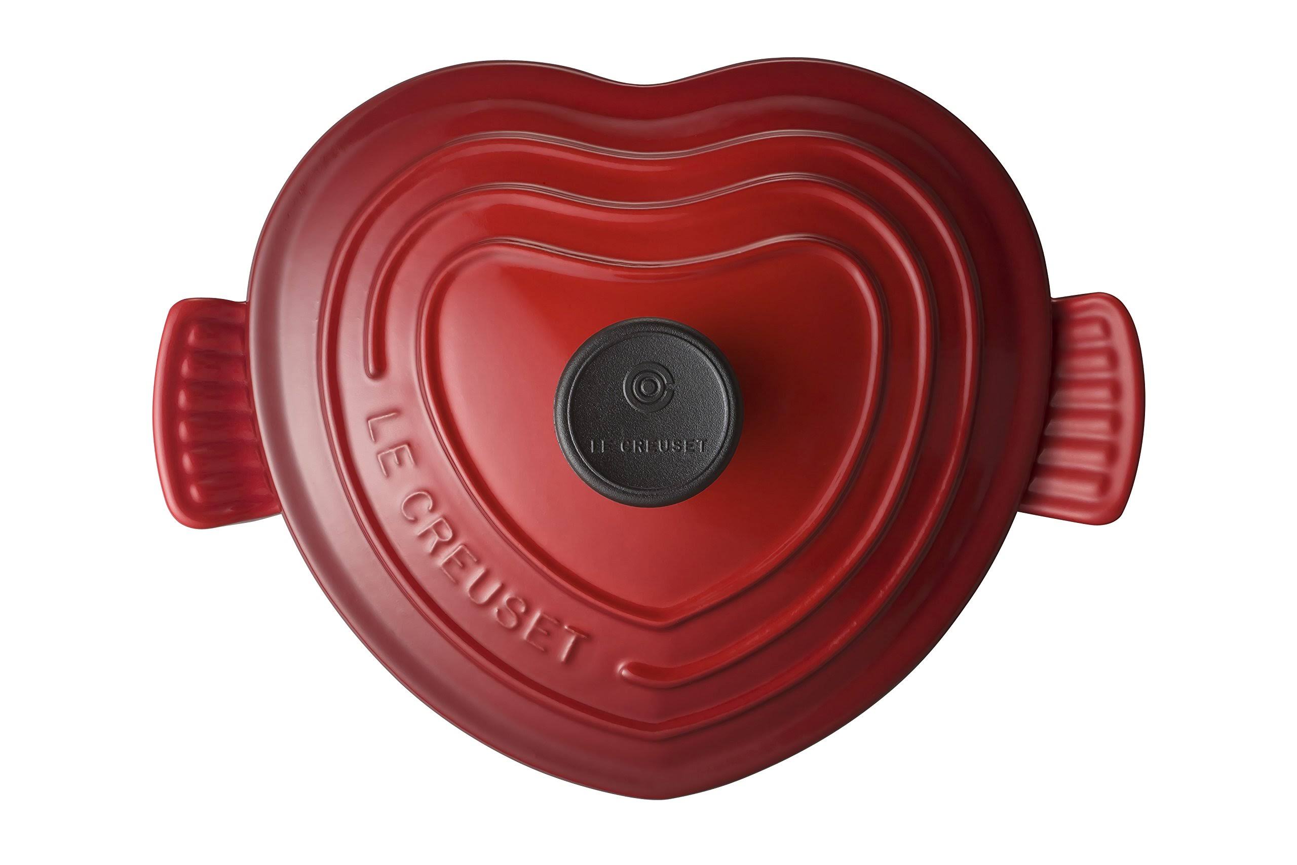Enameled Cast-Iron 2-Quart Heart Casserole Red V84295