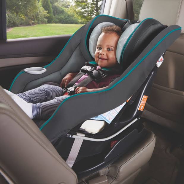 Convertible Car Seat with Rapid Remove Cover P584
