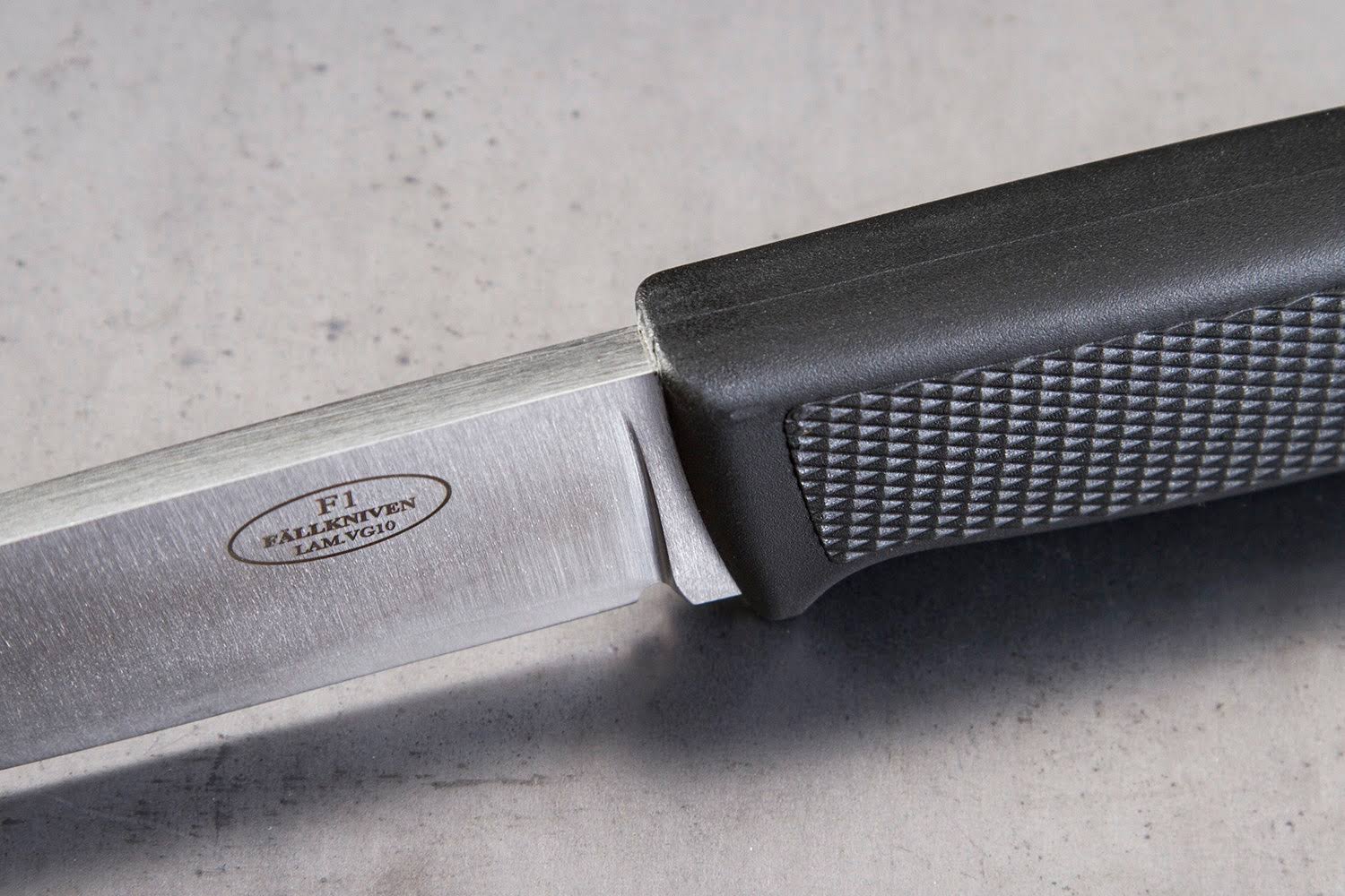 Fixed Blade Knife 3.8 in with Sheath G25544