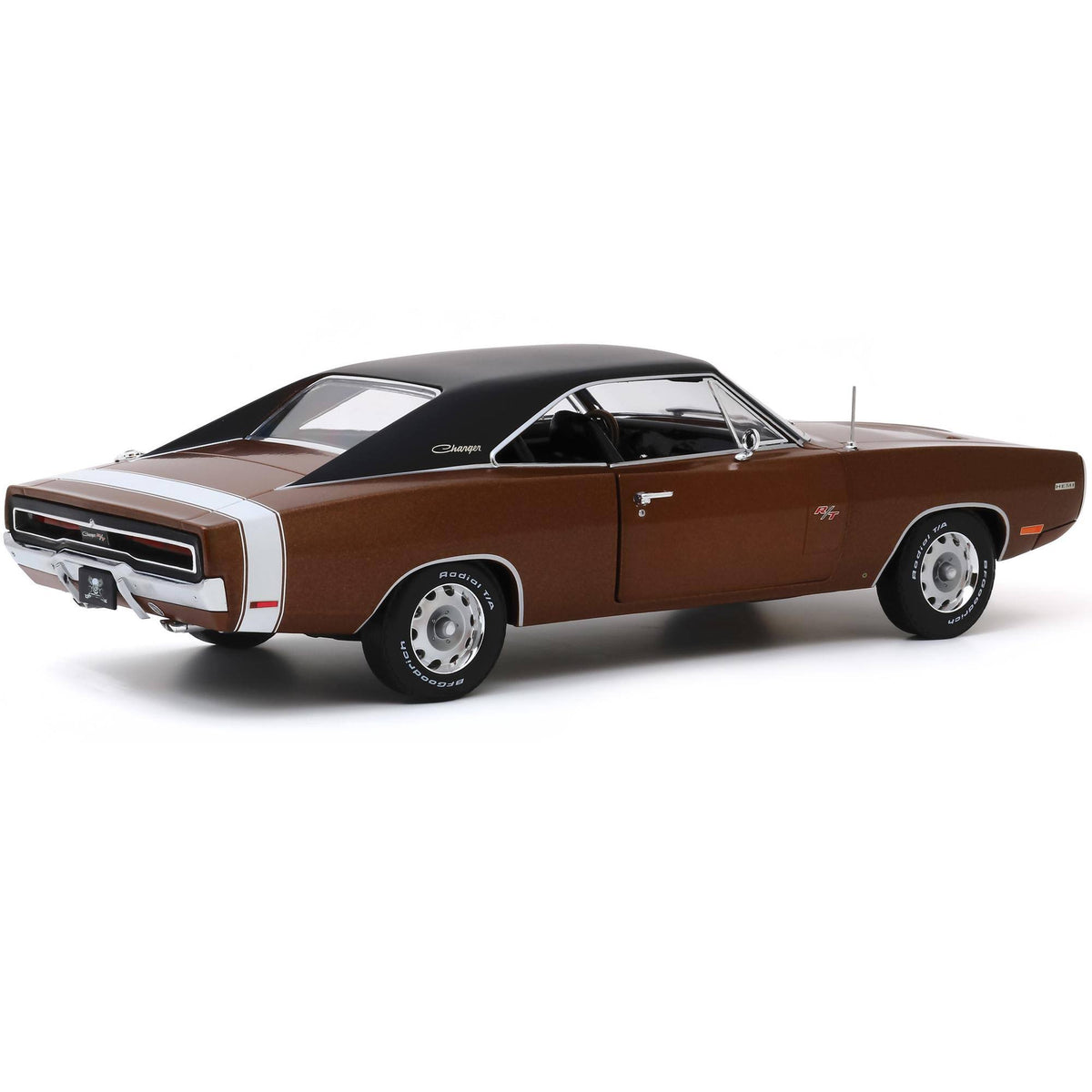 1/18 Diecast Model Car 1970 Dodge Charger R/T Dark Burnt Orange Metallic V332643