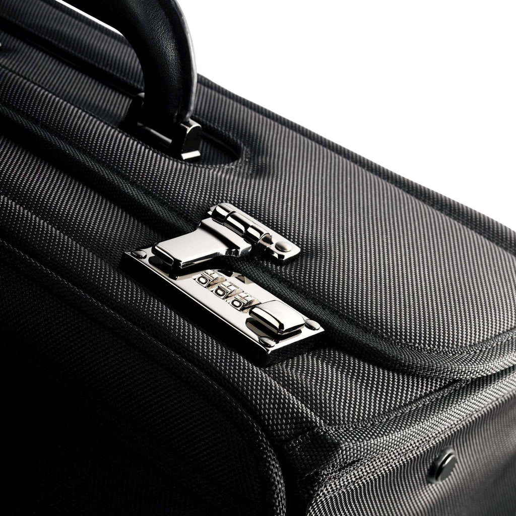 Rolling Catalog Case - 17.5x22 - Black U5957