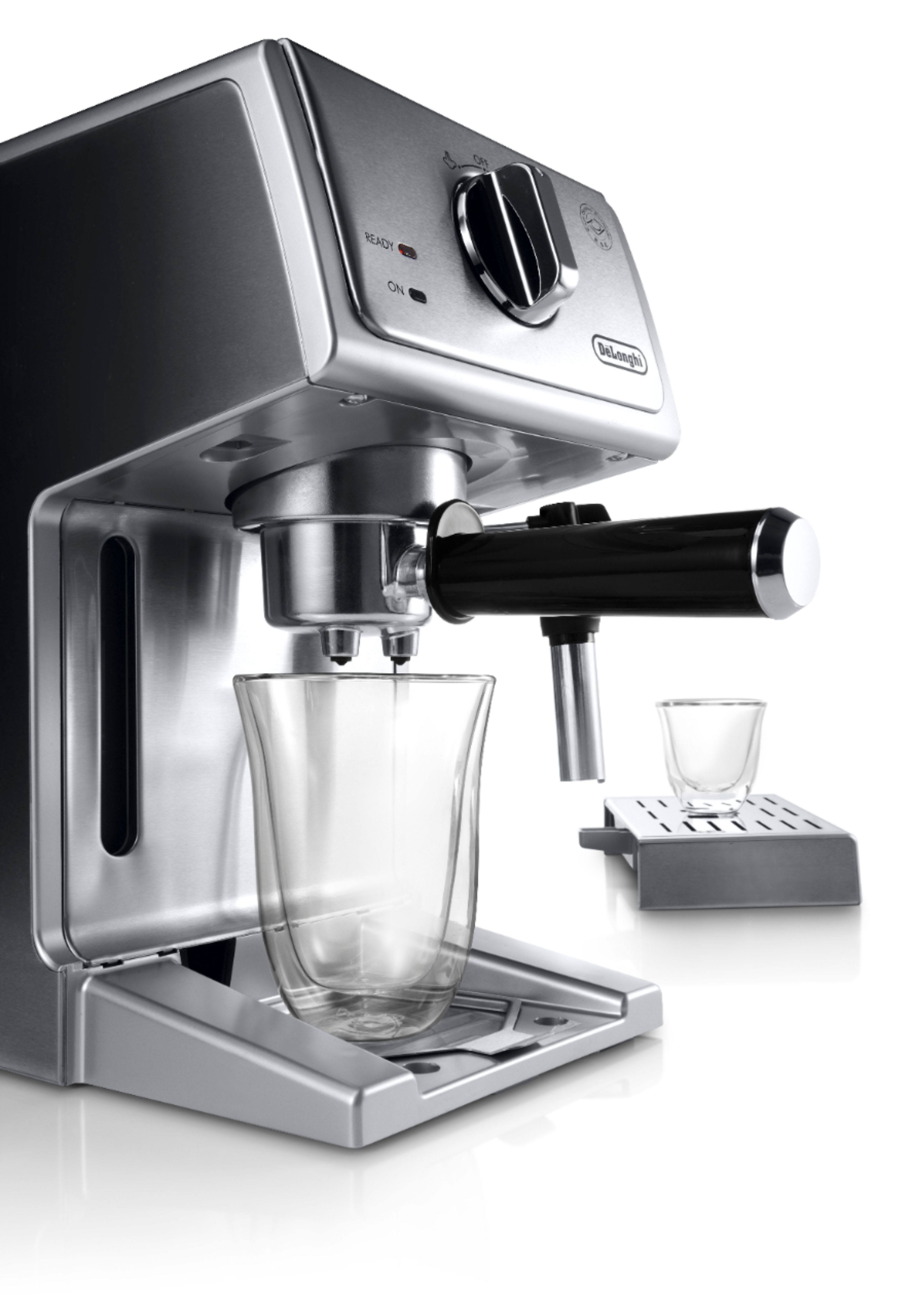 15-Bar Pump Espresso & Cappuccino Machine O10983
