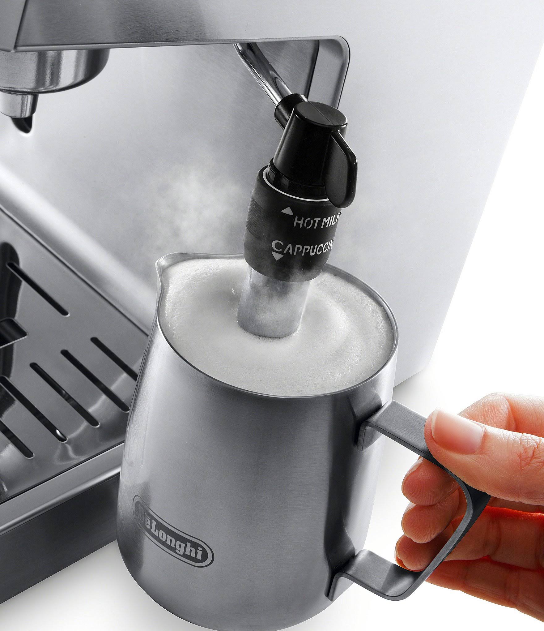 15-Bar Pump Espresso & Cappuccino Machine O10983