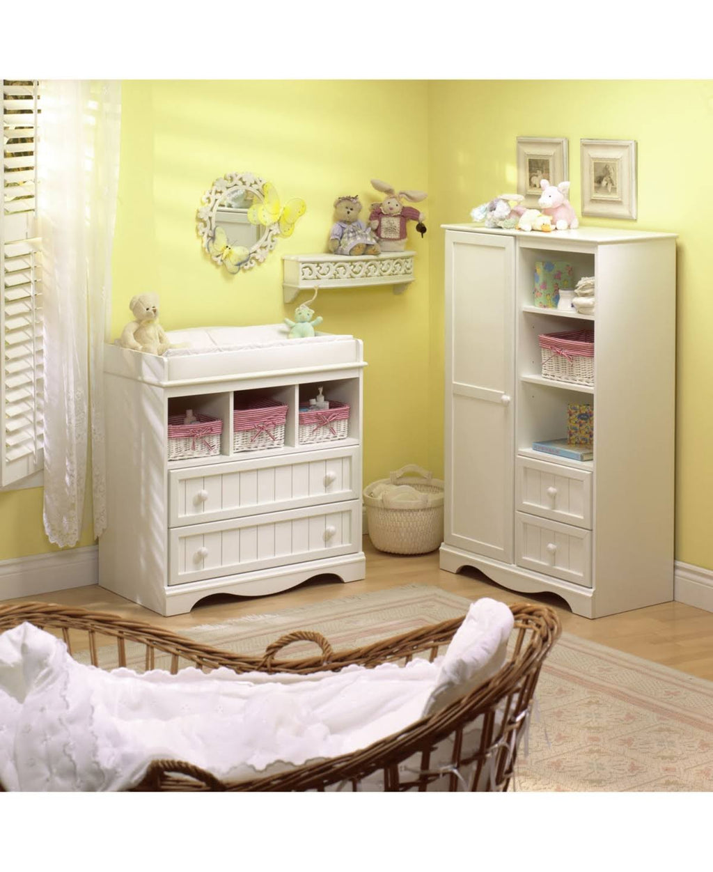 White Armoire O799892