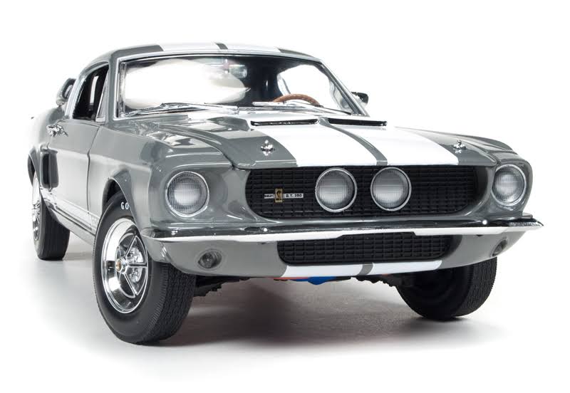 1967 Ford Mustang GT-350 1/18 Diecast Model B282