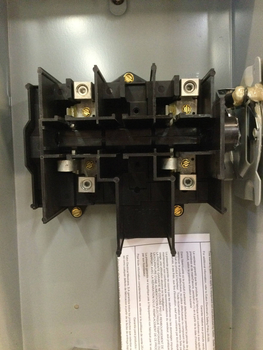 General Duty Non-Fusible Safety Switch V762