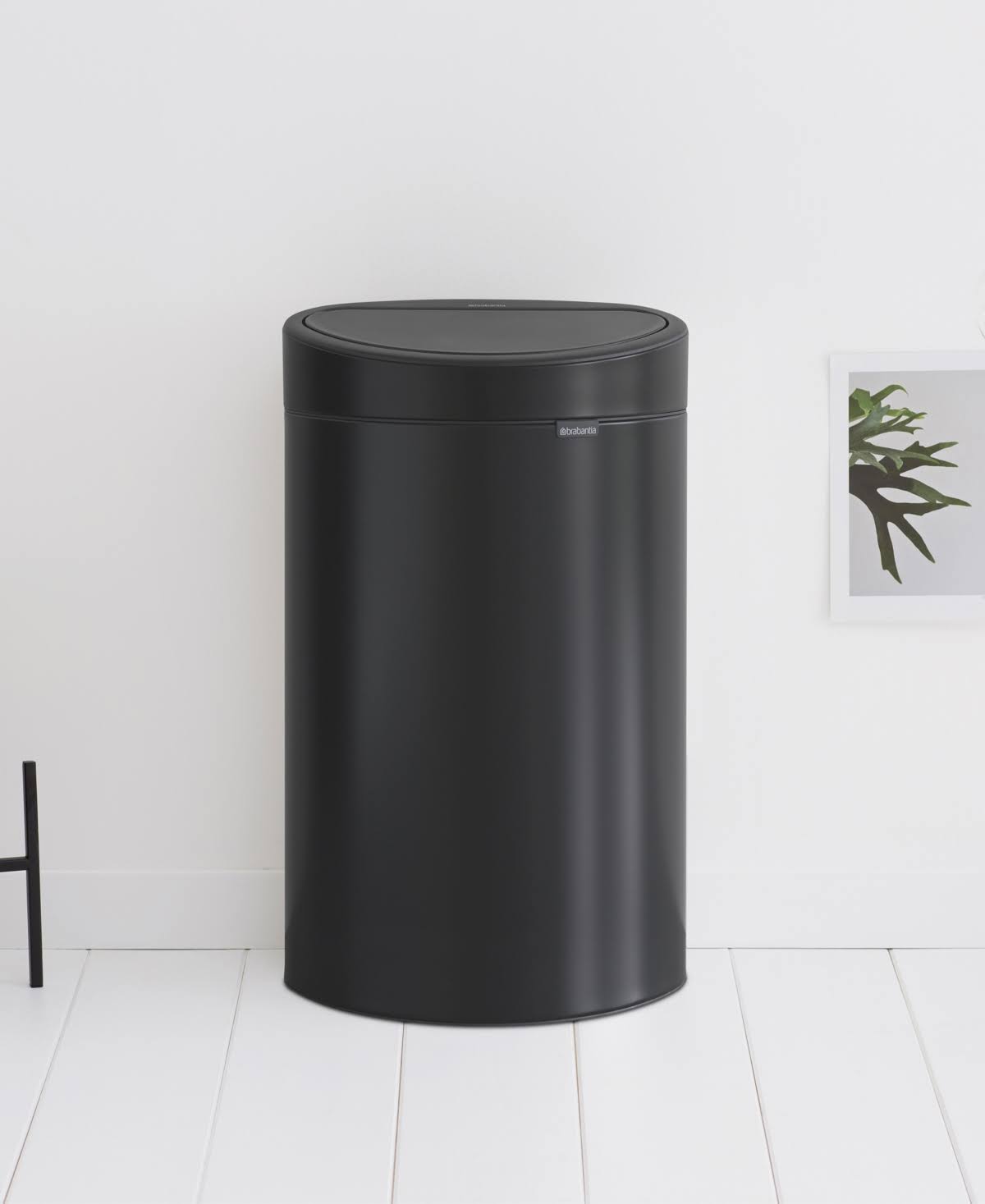 Touch Top Trash Can - Matte Black I597
