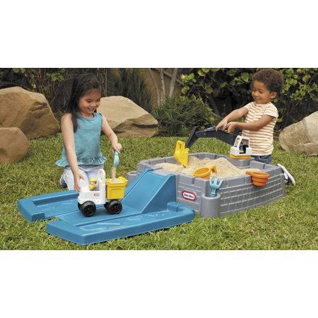 Excavator Sandbox for Kids with Lid and Play Sand Accessories R249064