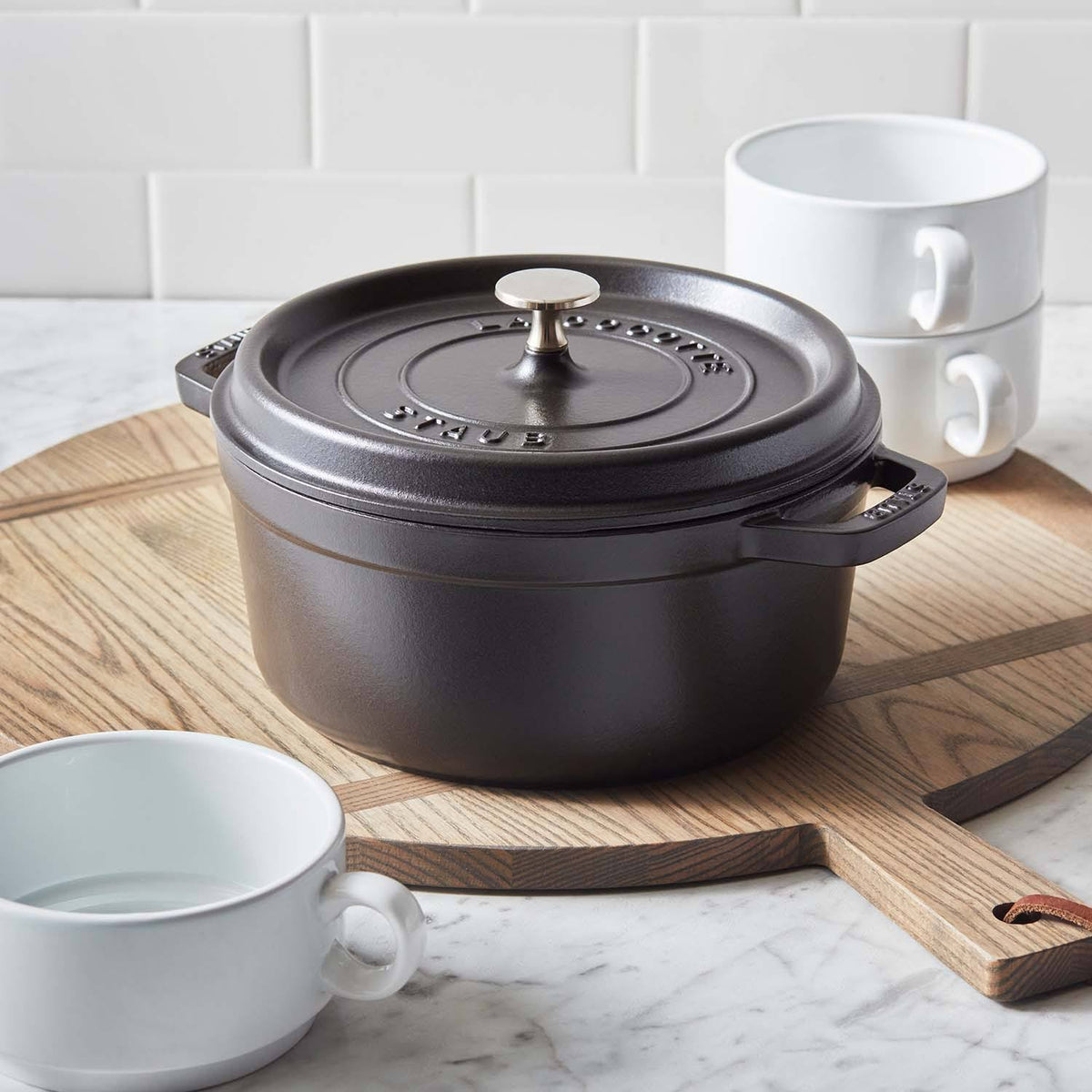 Cast Iron 4-Quart Round Cocotte F57380