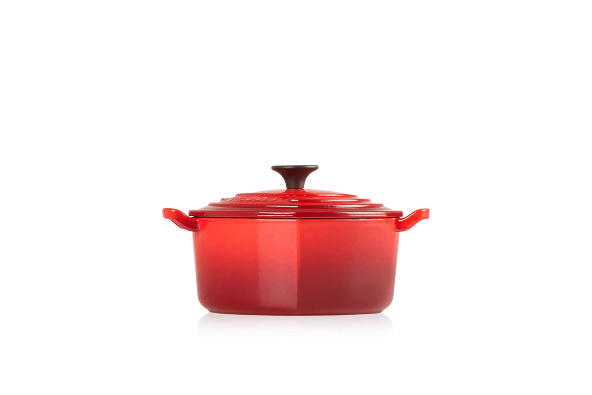 Enameled Cast-Iron 2-Quart Heart Casserole Red V84295