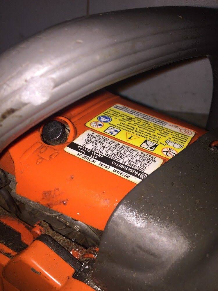 20x22 2-Cycle Gas Chainsaw E4954