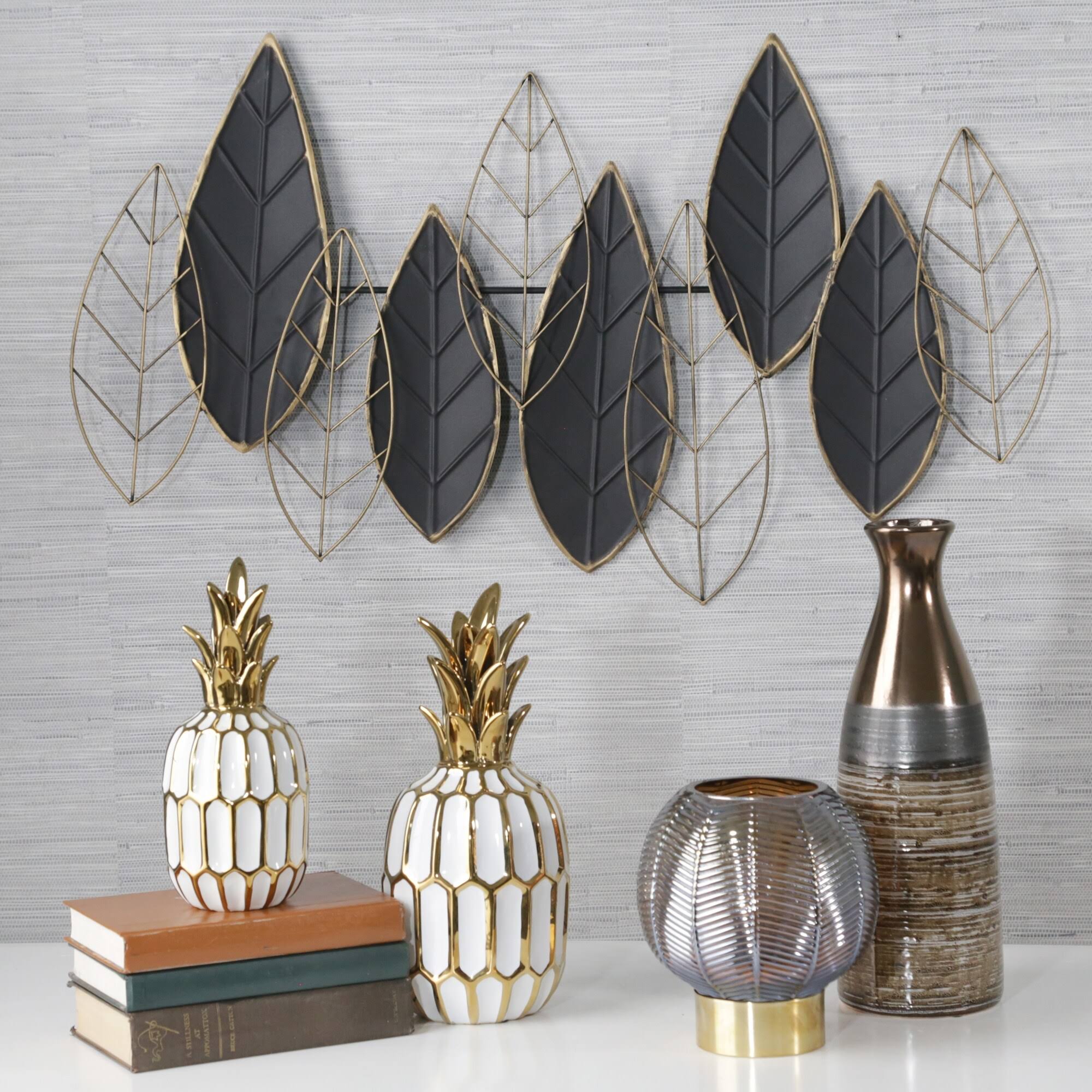 Metal Leaf Wall Decor 33x22, Black/Gold J23733