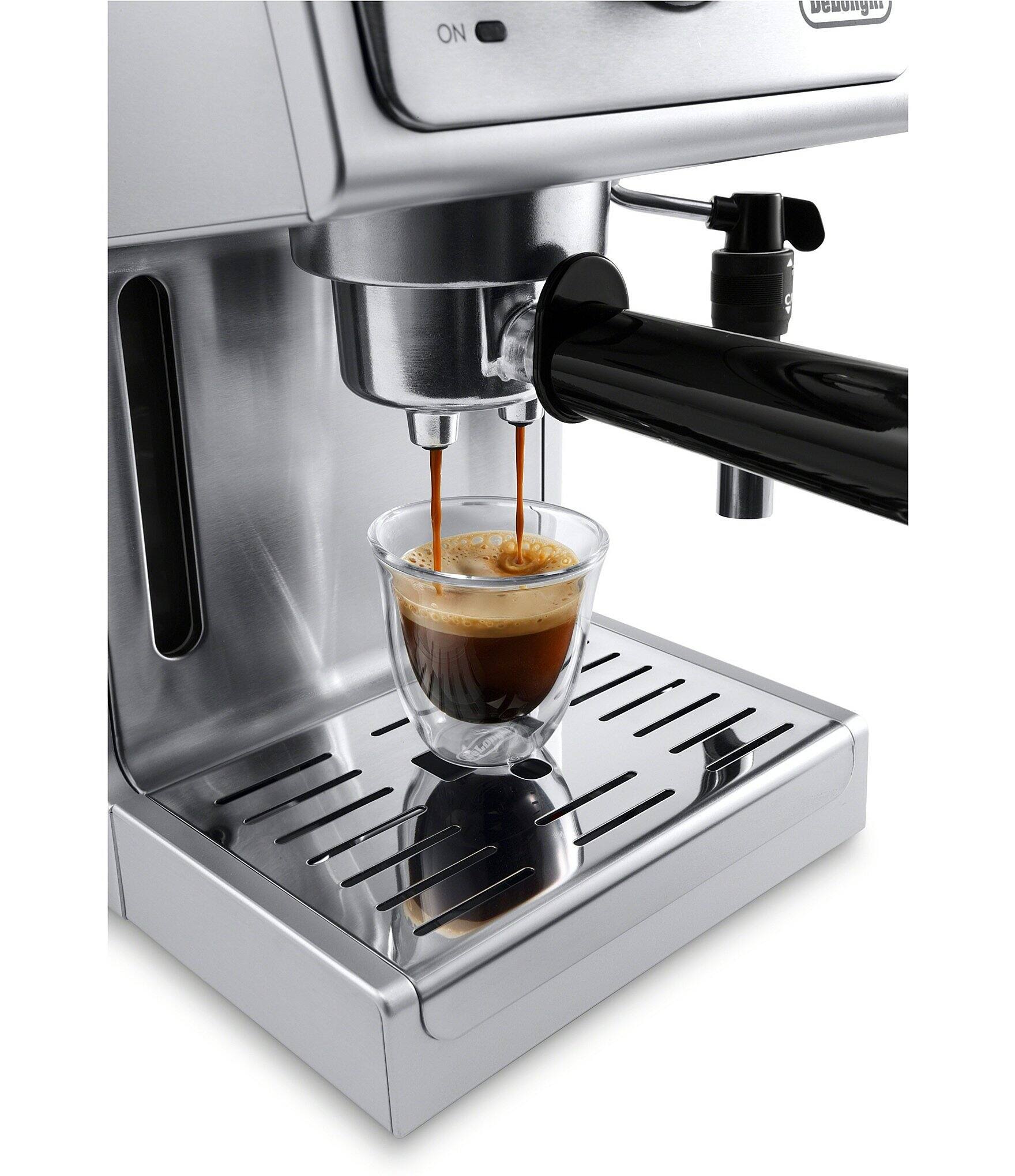 15-Bar Pump Espresso & Cappuccino Machine O10983