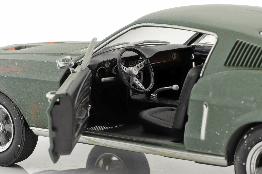 1968 Ford Mustang GT Fastback 1/24 Diecast Model Y4898