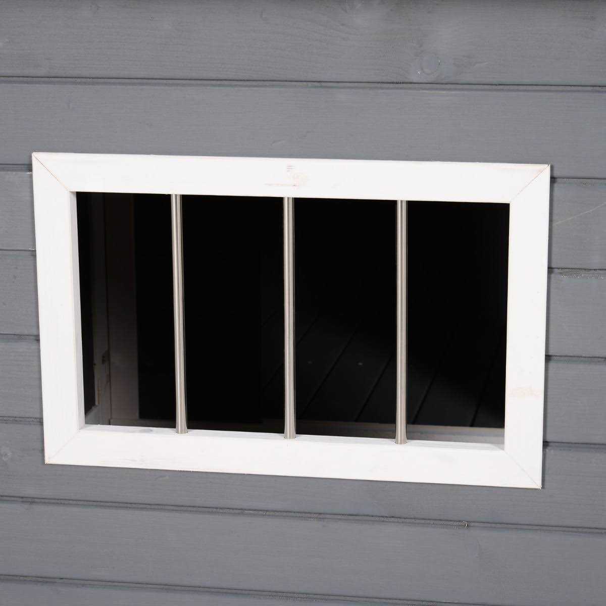 Large Wood Dog House with Porch Deck X946